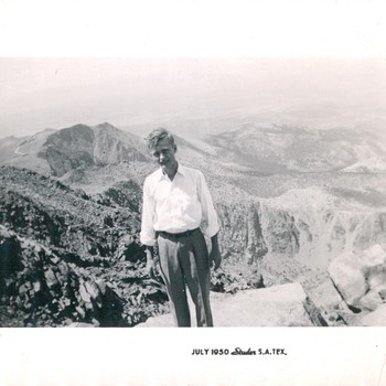 Photo of Lawrence Dausin